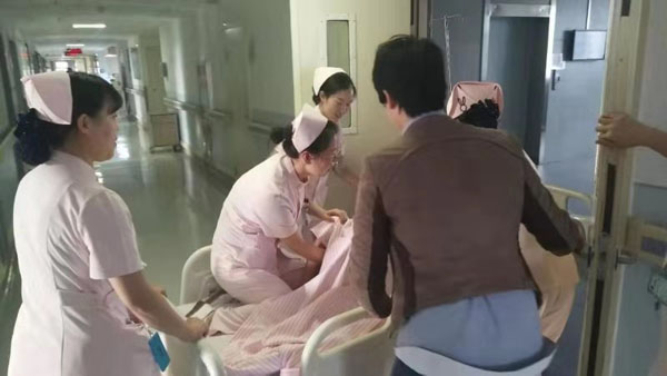 山西省妇幼保健院产科成功抢救一例孕产妇脐带脱垂