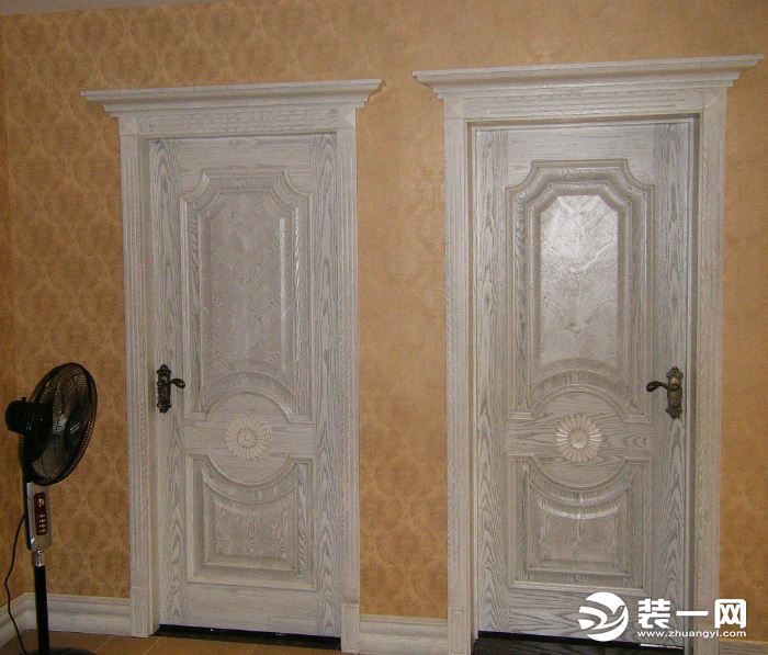 木门油漆脱皮怎样修补,木门油漆破损维修方法