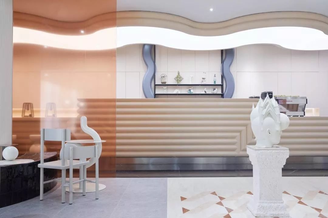 穿越虫洞到宇宙需要多少时间,虫洞穿越宇宙