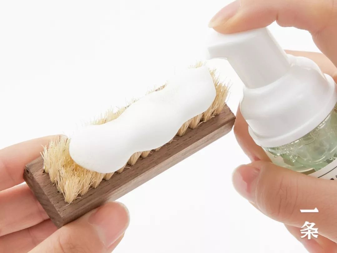 2分钟,免水洗,脏鞋变干净丨界界好物馆