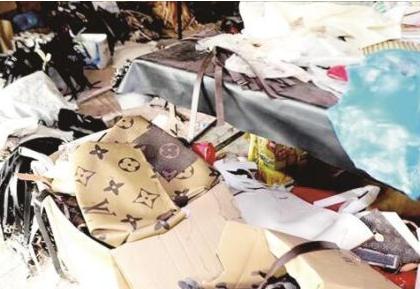 burberry围巾爆款,burberry围巾仿品价格