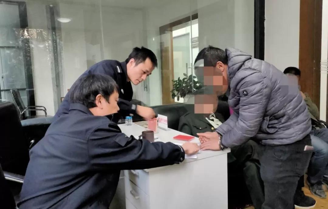 67岁后妈离婚争房屋！吵打、求拘留……