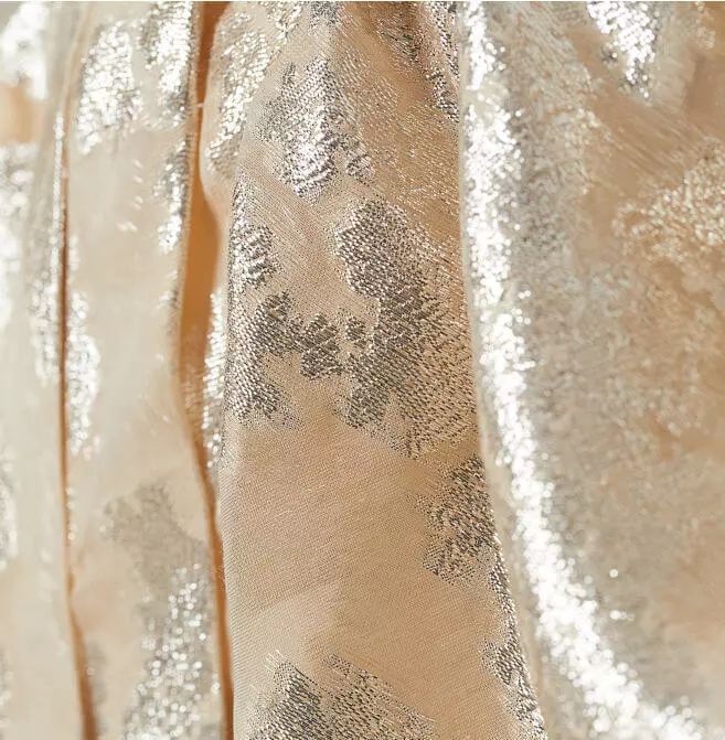 一千朵花填充出的「羽绒衫」|会烂吗？保暖吗？