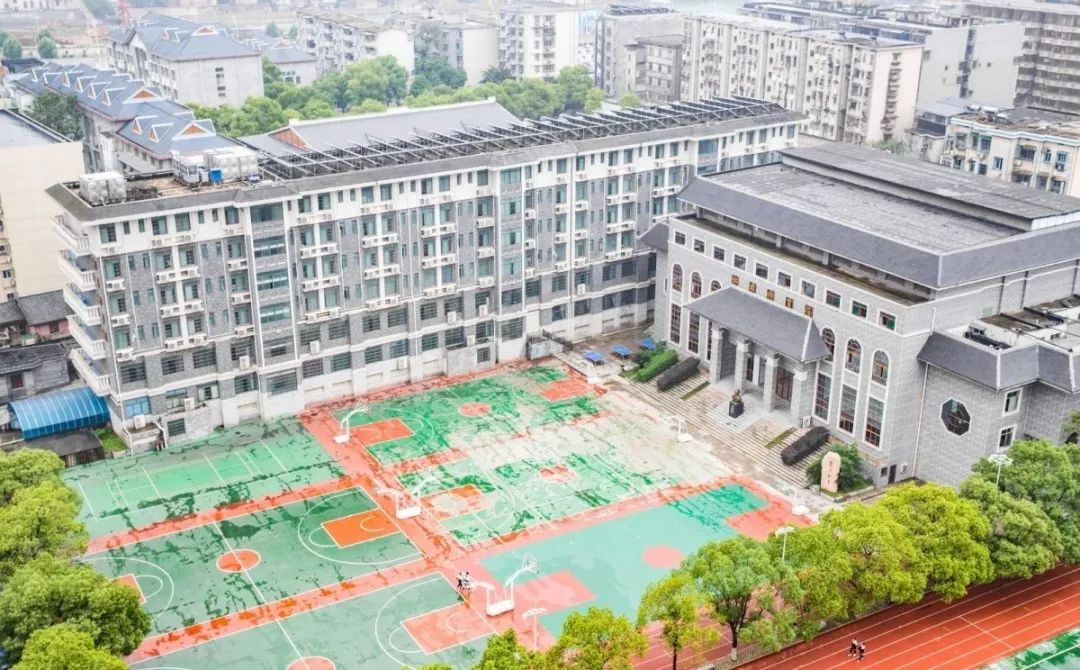 明德中学校园,明德学校美食