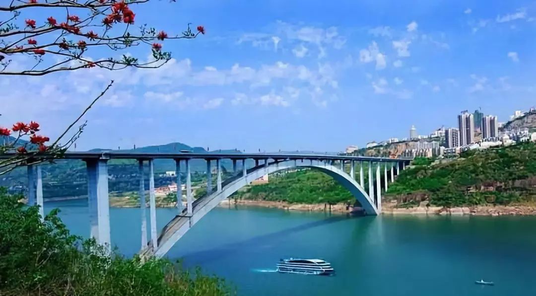 四线城市有立交桥吗,中国桥都之称的城市