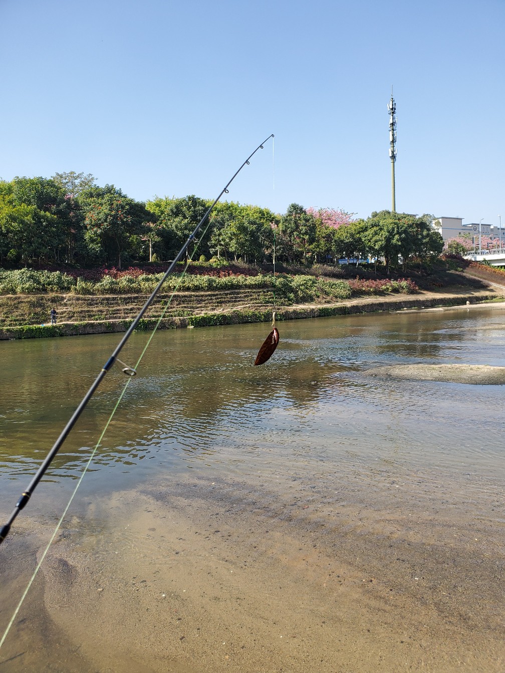 路亚打竿新手入门教程,新手路亚打翘嘴视频教程