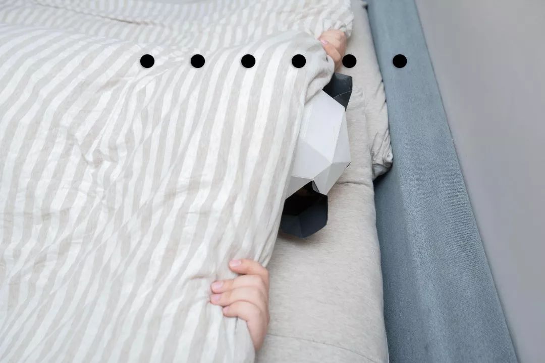 冬天被子正确盖法对照表,真人实测冬天如何盖被子才最暖和