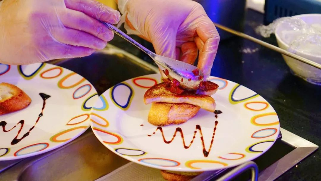 ￥299/2位-爱了！鹅肝澳牛瓦罐汤大派送，生蚝熟醉蟹牛肉煲敞开吃