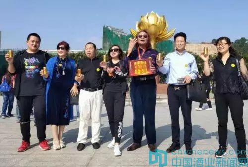 “大佬”全国展示订货会圆满成功好评如潮载誉而归