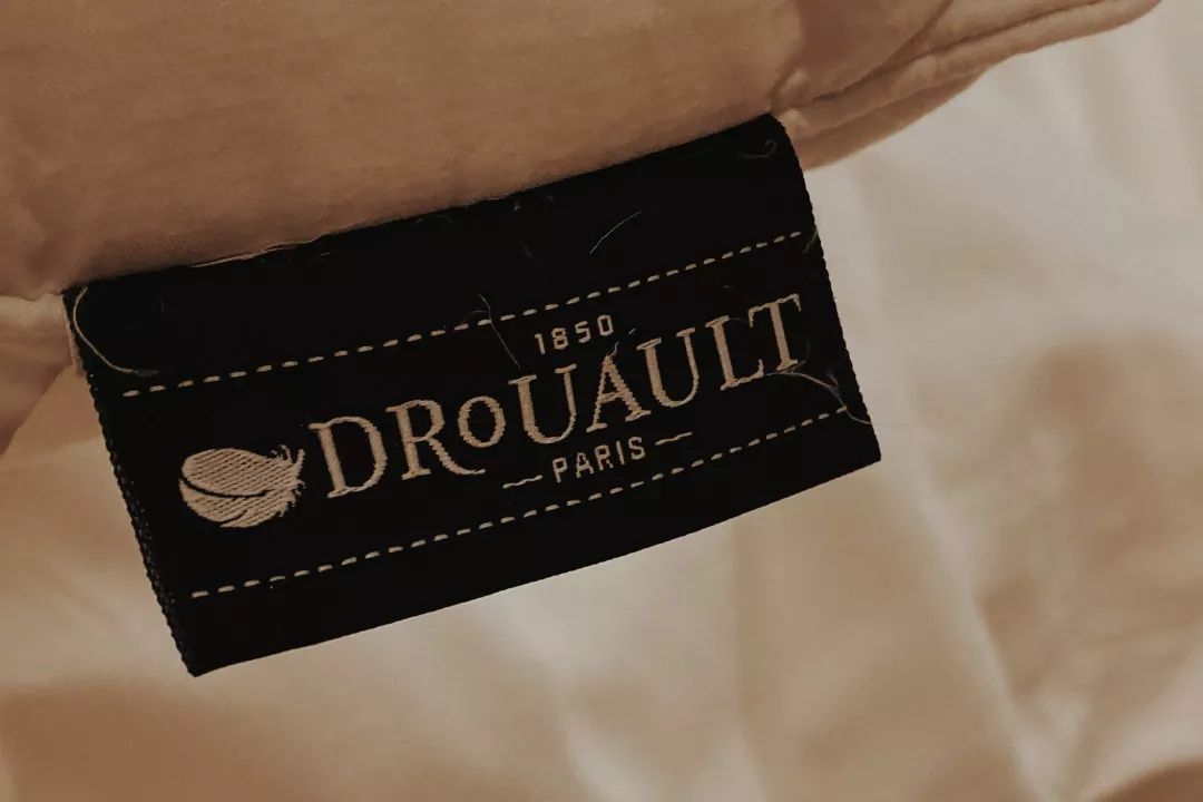 住了个RMB12,000一晚的宫殿酒店|我把能偷的都偷回家了