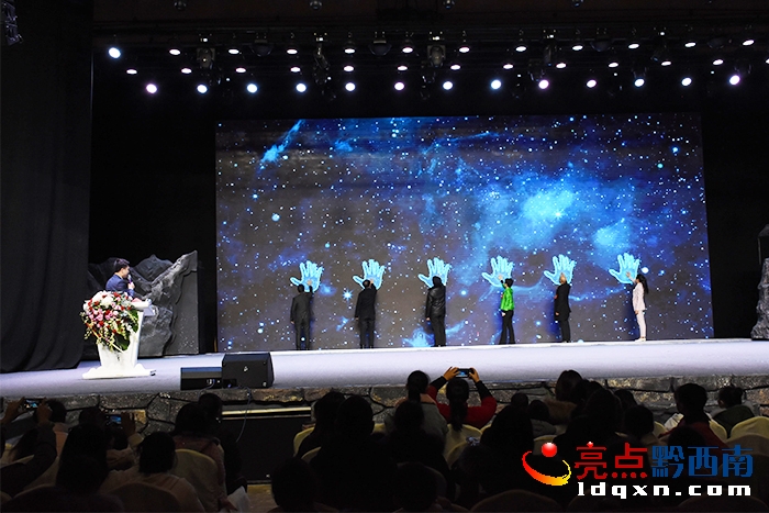 河南爱家读书会创办人刘旭静,爱家读书创始人刘旭静视频