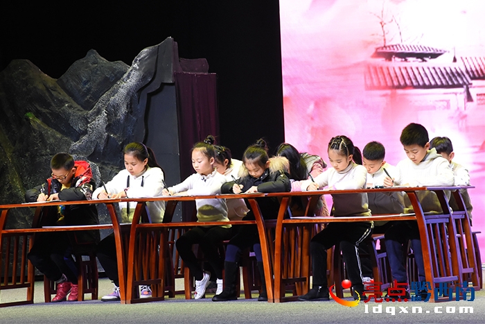 河南爱家读书会创办人刘旭静,爱家读书创始人刘旭静视频