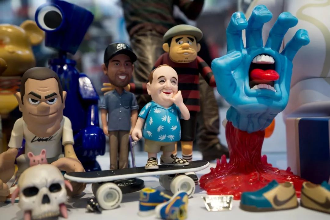 真·为滑板而生，传奇滑手SteveCaballero空降广州陪你重温与Vans经典的三十年