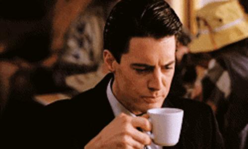 年轻人喝咖啡的偏方,咖啡是年轻人给自己抓的中药