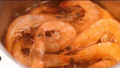 会自己做饭的锅,会自己做菜的锅