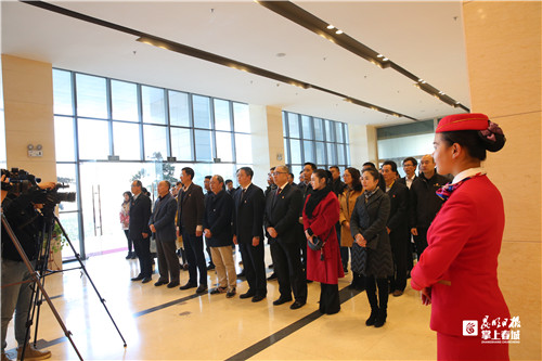 加强文化交流昆明市教育对外合作交流中心揭牌