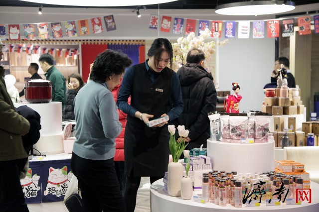 绿地全球贸易港济南彩石,绿地济南全球商品贸易港项目地图