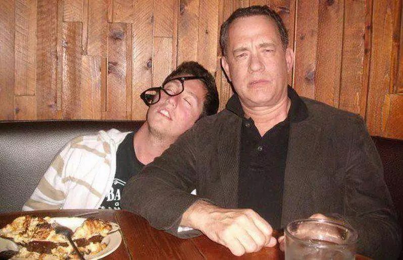 汤姆汉克斯为什么出名,奥斯卡影帝汤姆汉克斯