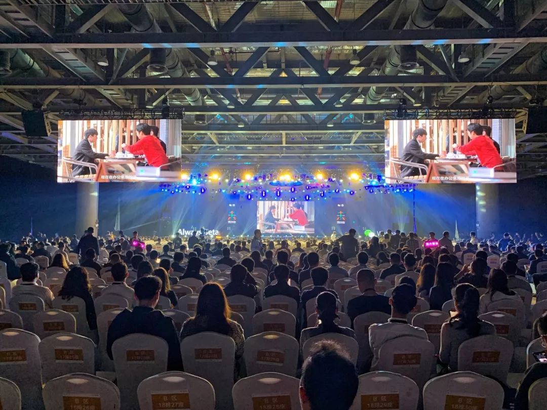 张小龙2亿视频,张小龙谈微信突破5000人