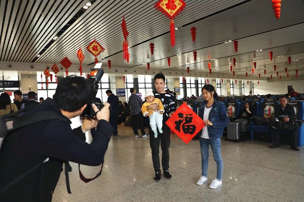 “我回来了！”春运第一天，贵港用最温暖的方式欢迎你回家