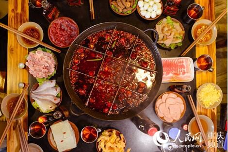 重庆火锅飘香海外,火锅底料成为重庆的年货之王