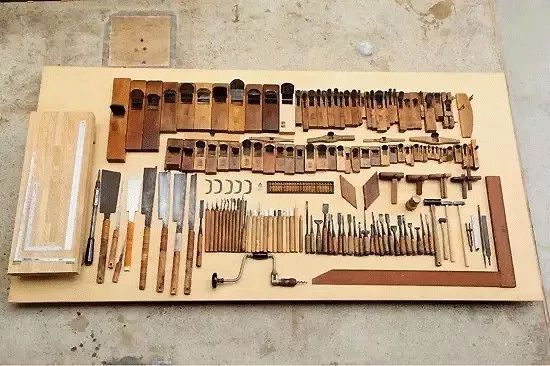 8年不许用手机、不许谈恋爱，被他骂过的60个光头都成了日本大师