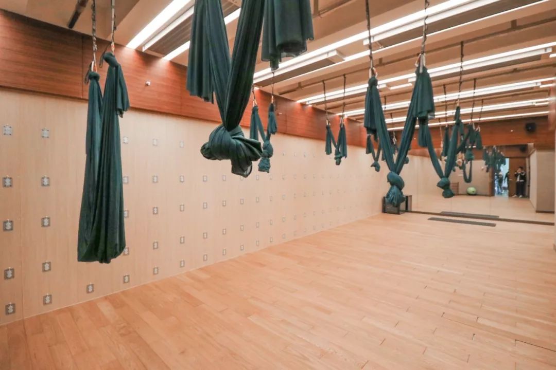 青岛无边泳池温泉度假,一线海景可以泡温泉