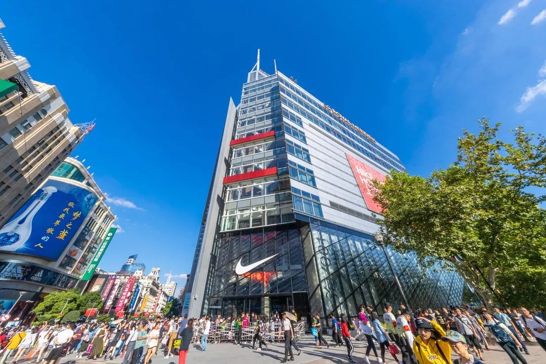 “出圈”的消费潮流，正在唤醒新一代的商业空间|YiMagazineX世茂