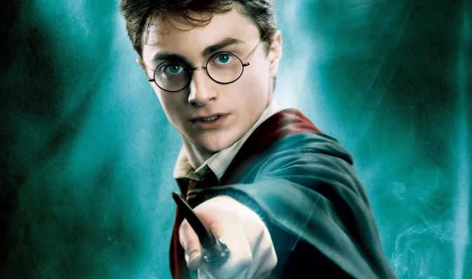 可口可乐中国首家线下店落地上海；中国李宁故宫神武门开店；马云上海再开酒吧|猫头鹰商业周报