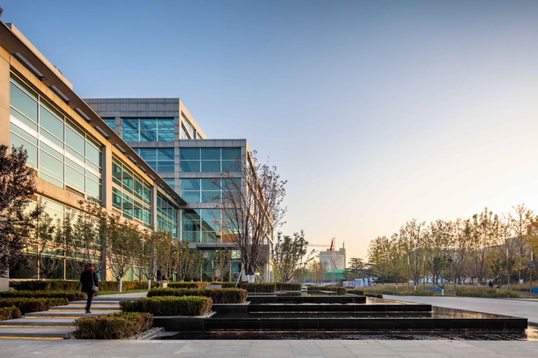 致广大尽精微方可成事,致广大而尽精微的视频