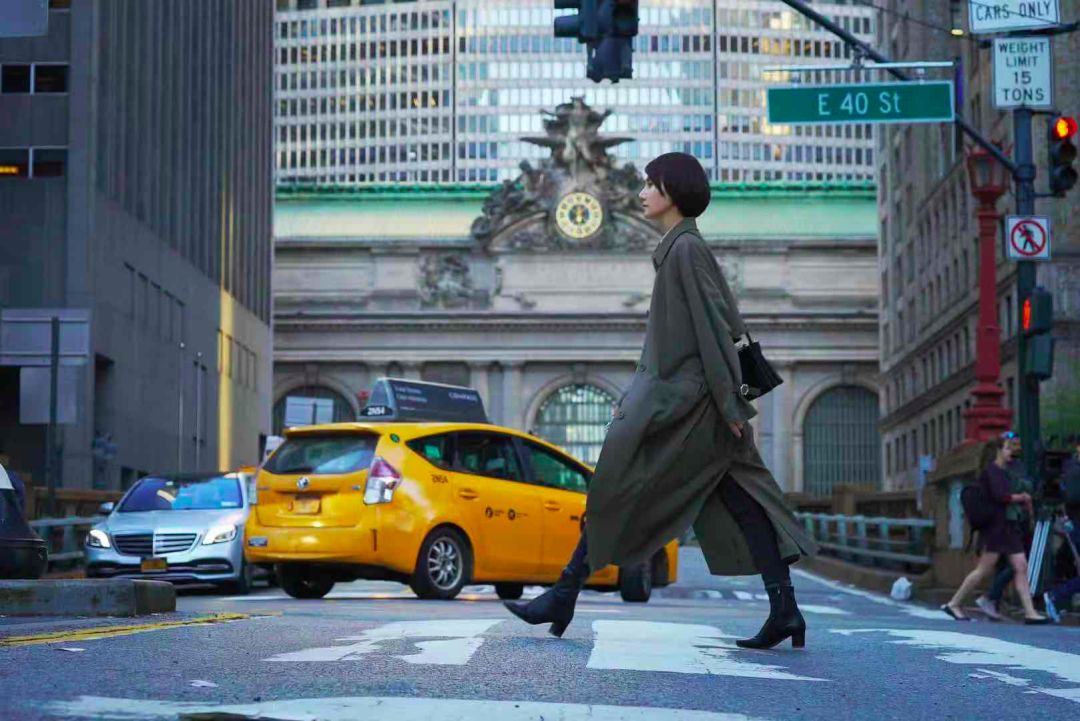 它是春节档最大胆的尝试