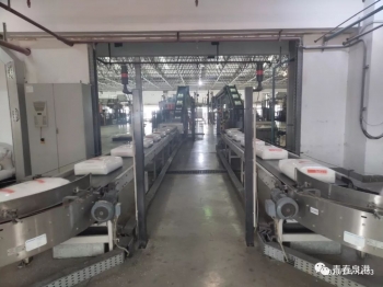 福建服装企业紧急转产防护服口罩,福建口罩转产