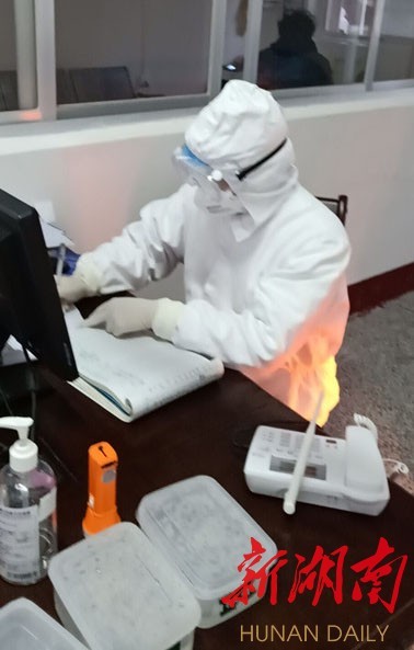 7岁女儿写给父亲的信,7岁女孩写给爸的一封信