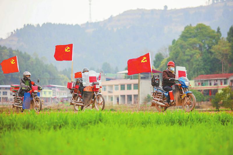 大喇叭联系卡出门条筑牢社区战“疫”线