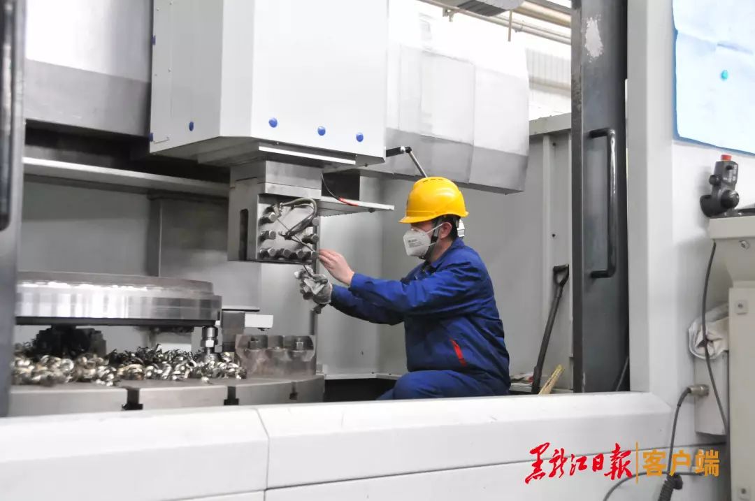 哈电汽轮机食堂,哈电国际复工迎来开门红