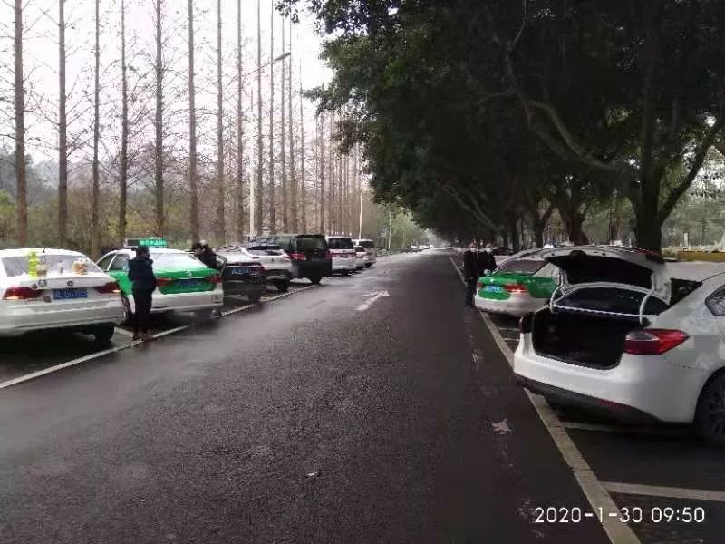 车轮上的防疫战：24小时，乐山滴滴师傅建立起车辆免费消毒站点