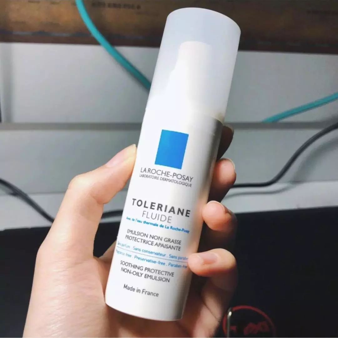 有了水乳精华脸嫩了,有了这些护肤品会更年轻