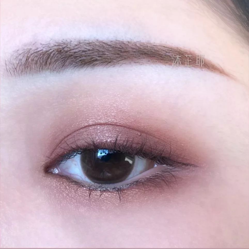 适合混油皮肤的全套大牌彩妆,必买的几款彩妆