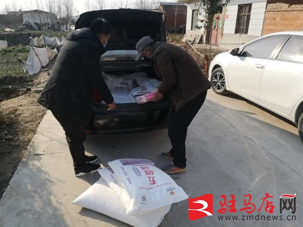 确山县双河镇：“代买代购”让疫情管控有温度