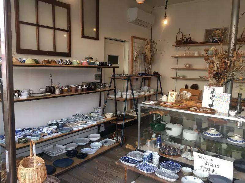 日本的陶瓷店,日本陶瓷店