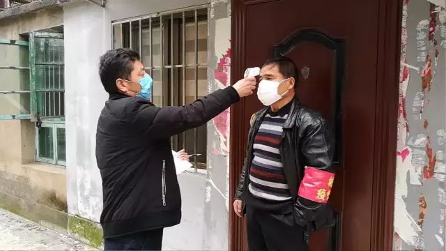 战疫之光闪耀在红旗漫卷的蒲阳大地