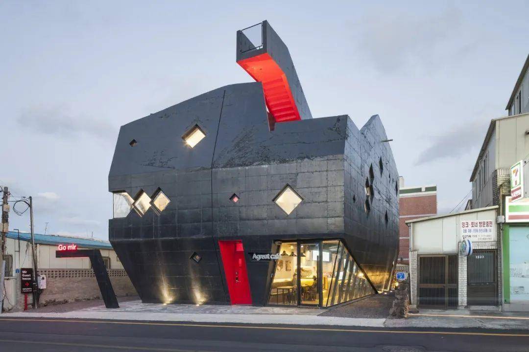 52岁“韩版高晓松”当奇葩建筑师，因为设计辣眼气哭同行：求你回去画画吧