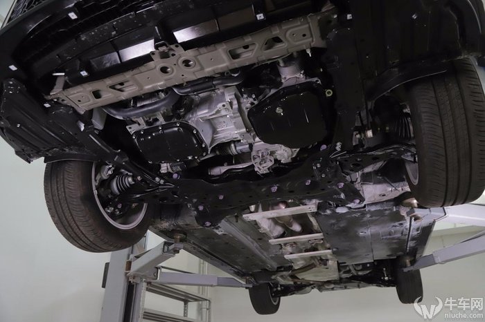 底盘装甲到底该不该买,新车有没有必要做底盘装甲呀