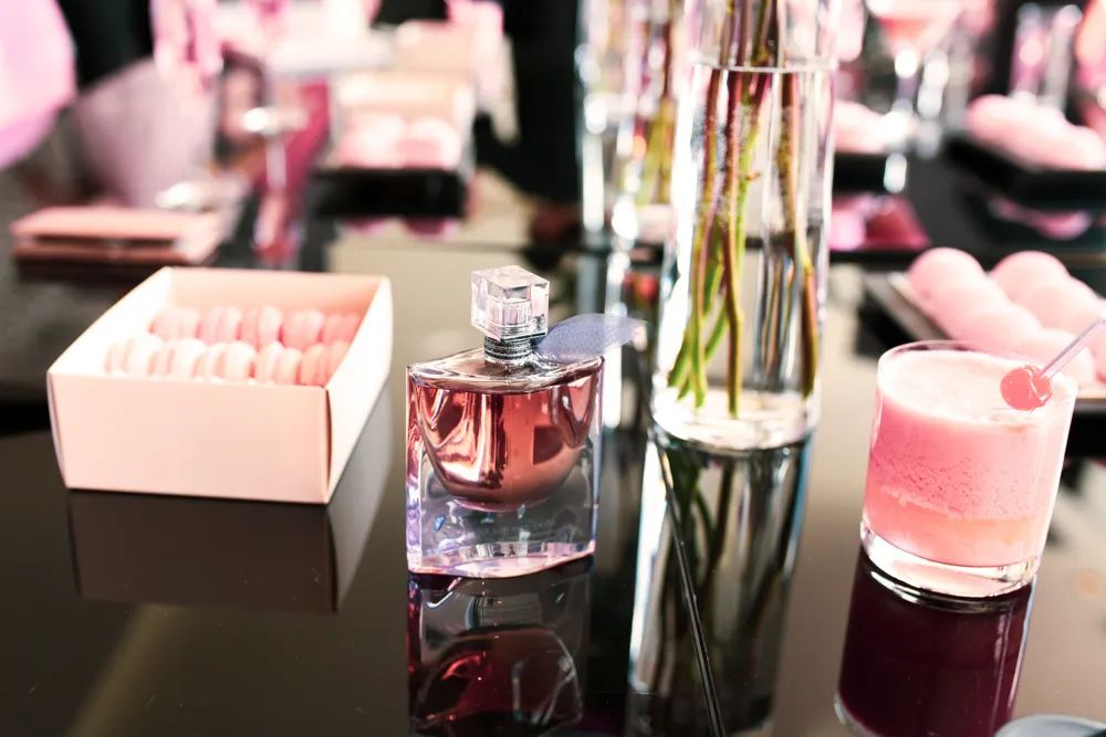 美白针期间为什么不能吃海鲜,美白针不打了会黑吗