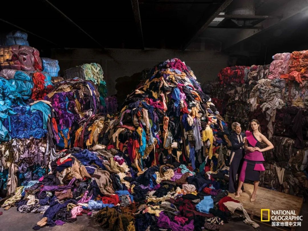 这是为拯救全人类而穿的衣服？