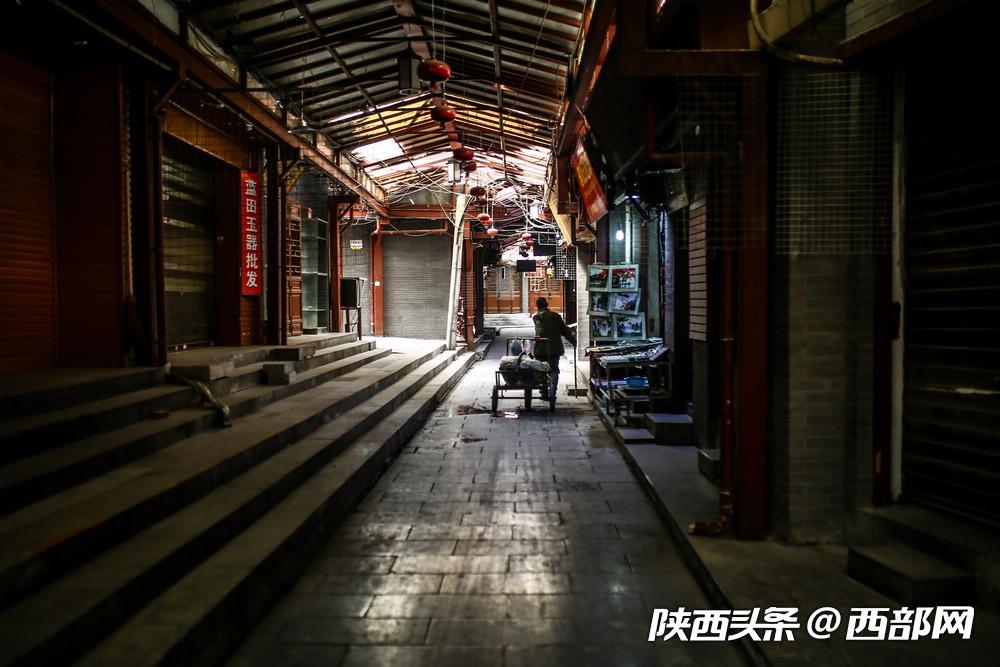 卖鸡蛋的盲人张喜平复工了用乐观鼓舞更多人