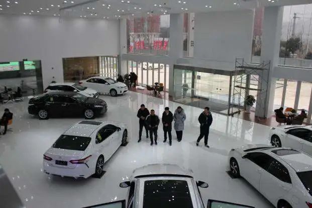 汽贸城和4s店买车哪个靠谱 (为什么在汽贸城买车比4s店便宜)