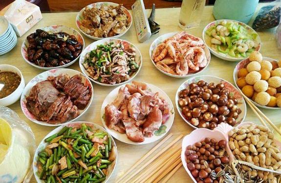 内蒙古老婆给老公做菜,内蒙古老婆煮菜