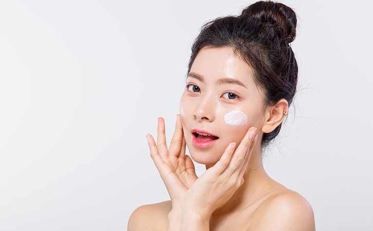 孩子脸上长痘痘怎么调理,脸上长痘痘该怎么调理