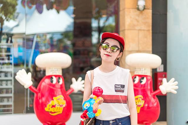 小狮妹骑摩托车,小狮妹最新视频